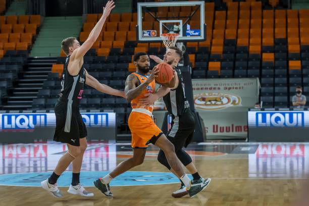 尼奥同属一 尼奥同属一